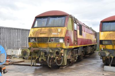 90017 at Sandbach Car & Commercial Dismantlers. &copy; Brodie