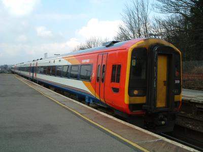 159009 at Basingstoke. &copy; Pape_Timmo