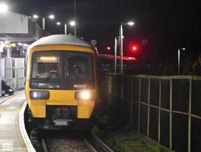 465017 at Dartford. &copy; MJM