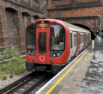 South Kensington (LU) photo