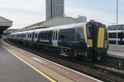458421 at Clapham Junction. &copy; llamafish