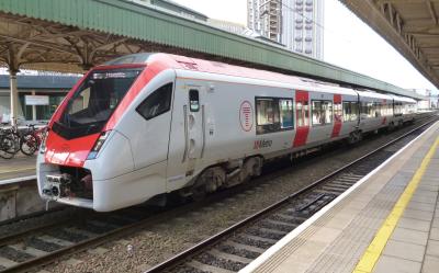 756002 at Cardiff Central. &copy; BigKev