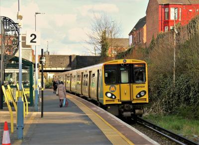 507031 at Birkenhead Park. &copy; stevexos