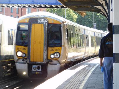 387302 at Fratton. &copy; Trainman5862