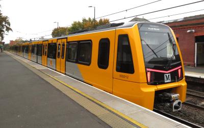 555012 at West Jesmond (Tyne & Wear Metro). &copy; Geoff