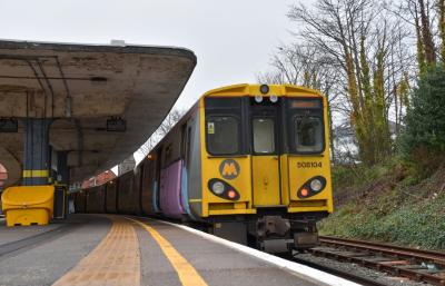 508104 at New Brighton. &copy; Brodie
