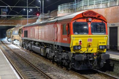 photo of 66060 at Pallion (Tyne & Wear Metro)