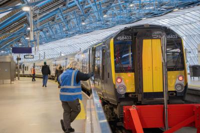 458403 at London Waterloo. &copy; Zain