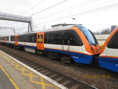 710109 at Bethnal Green. &copy; Geoff