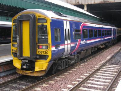 158730 at Edinburgh Waverley. &copy; Byron5574
