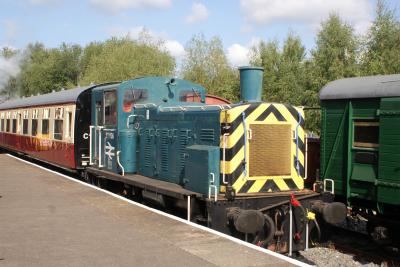 03066 at Barrow Hill. &copy; Gary37401