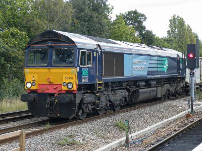 66415 at Gospel Oak. &copy; llamafish