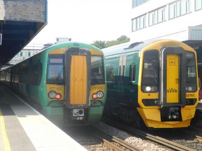 158760,377422 at Southampton Central. &copy; Trainman5862
