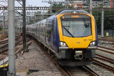 331108 at Leeds. &copy; South Coast Trainspotter
