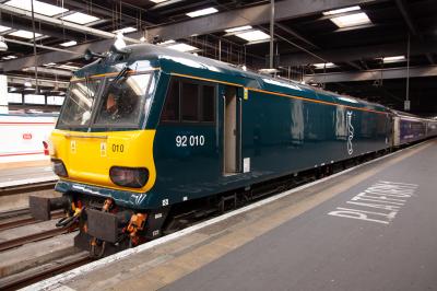 92010 at London Euston. &copy; trainlogger