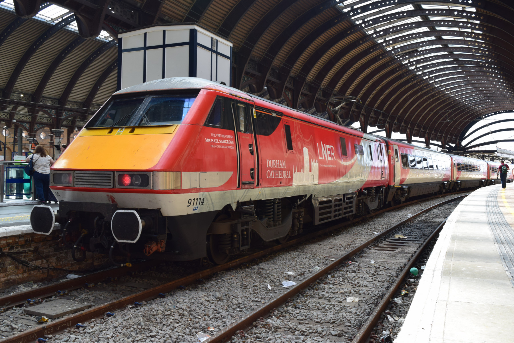Photo of 91114 at York — trainlogger