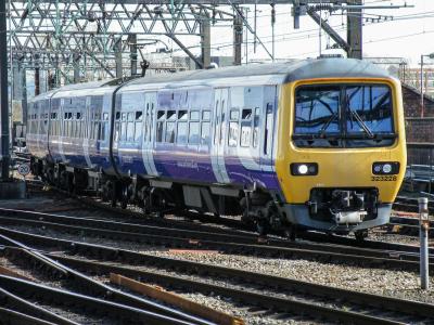 323228 at Manchester Piccadilly. &copy; llamafish
