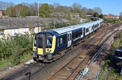 photo of 450097 at Havant