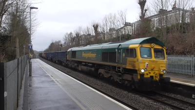 66613 at Keynsham. &copy; JM-Freightliner