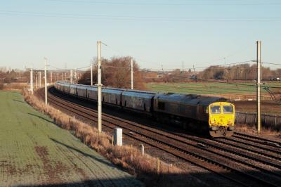 66785 at Winwick. &copy; stevexos