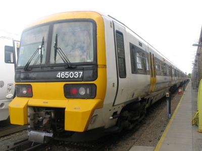 465037 at Slade Green T&RSMD. &copy; Byron5574