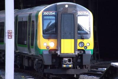 350254 at Birmingham New Street. &copy; linuxyeti