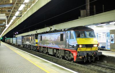 90024 at Warrington Bank Quay. &copy; stevexos