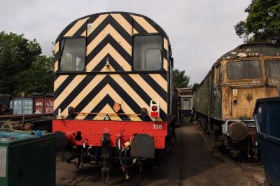 08738 at Wishaw - Railway Support Services. &copy; al66class59