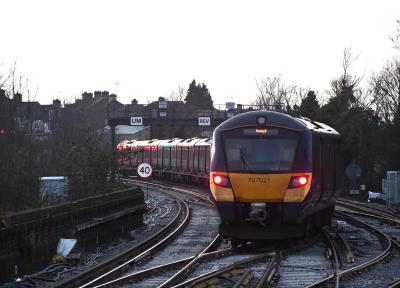707021 at Dartford. &copy; MJM