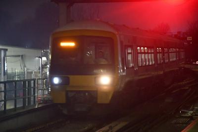 465197 at Dartford. &copy; MJM
