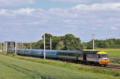 43049 at Winwick. &copy; stevexos