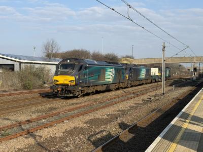 photo of 68001 at Pelaw (Tyne & Wear Metro)