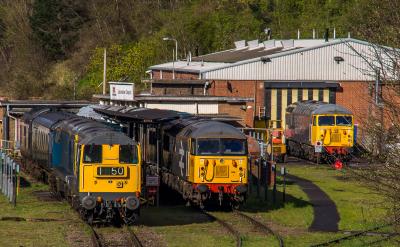 56098 at Leicester. &copy; Shotts