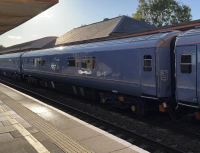 99105 coach at Yatton. &copy; BigKev
