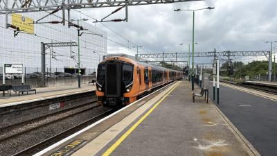 730031 at Milton Keynes Central. &copy; Luivery