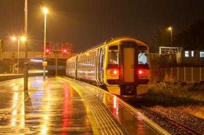 158736 at Perth. &copy; South Coast Trainspotter
