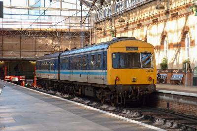 51803,51205 at Manchester Piccadilly. &copy; trainlogger