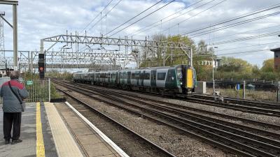350111 at Crewe. &copy; Luivery