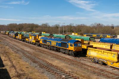 66754,66719,20905,20901,73212,73119,66712 at Tonbridge West Yard. &copy; trainlogger