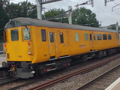 9702 coach at Maidenhead. &copy; MikeMOL