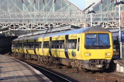 323239 at Manchester Piccadilly. &copy; ConnorsRailPhotography