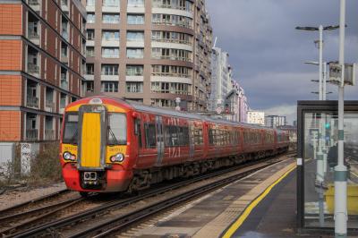 387212 at Battersea Park. &copy; Zain