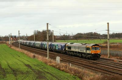 66693 at Winwick. &copy; stevexos