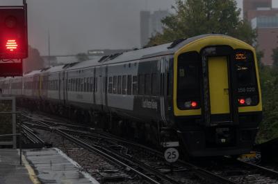 159020 at Basingstoke. &copy; Harry Bennellick