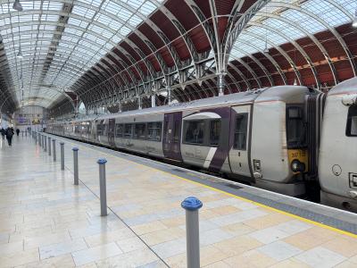 387133 at London Paddington. &copy; Luivery