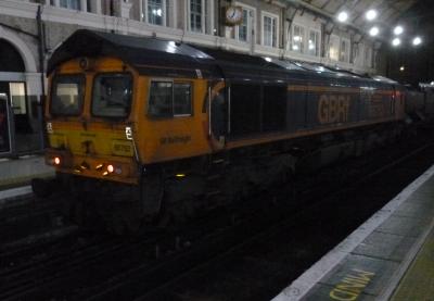 66752 at London Victoria. &copy; BigKev