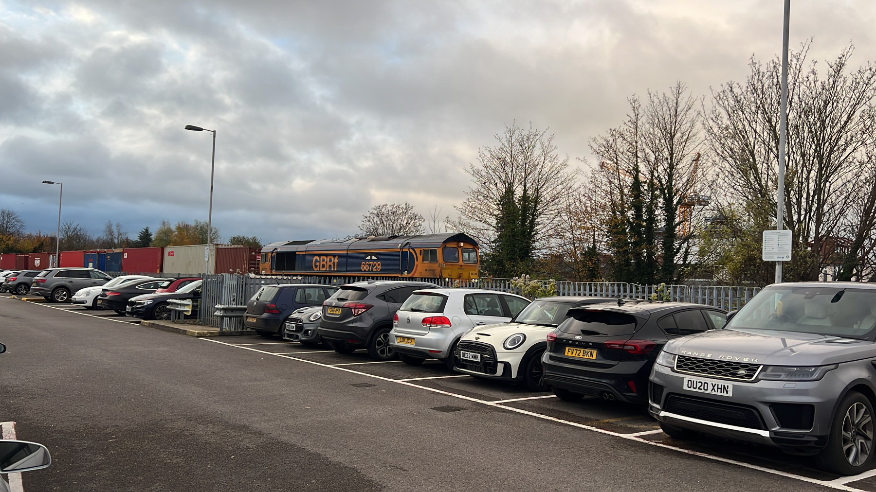 Photo of 66729 at Oxford — trainlogger