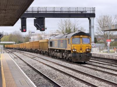 66751 at Oxford. &copy; Luivery