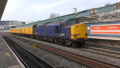 37607 at Newport (South Wales). &copy; JM-Freightliner