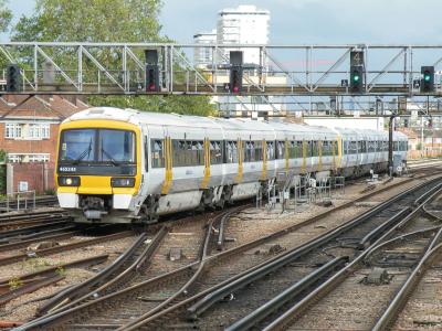 465245 at London Bridge. &copy; llamafish